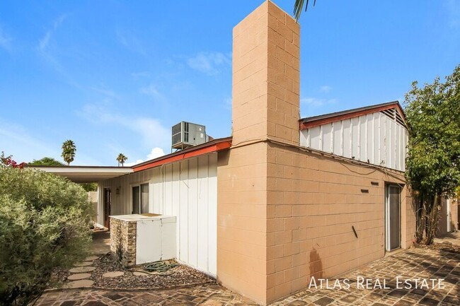 Building Photo - 4035 W Harmont Dr