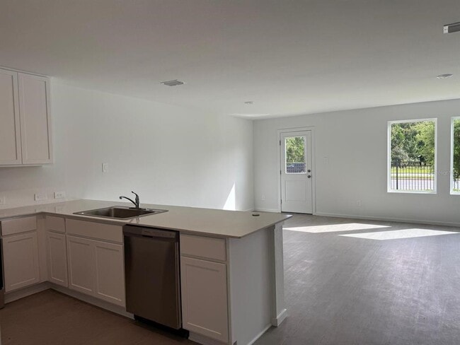 Building Photo - 1231 Orion St