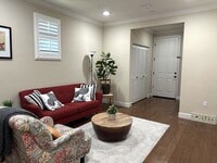 Building Photo - 496 Rialto Pl