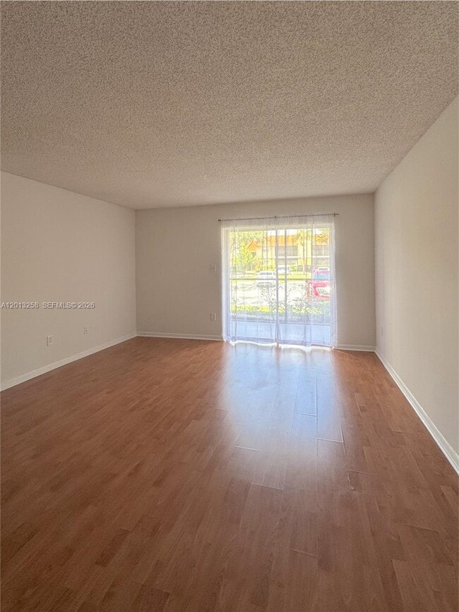 Building Photo - 1281 SW 46th Ave