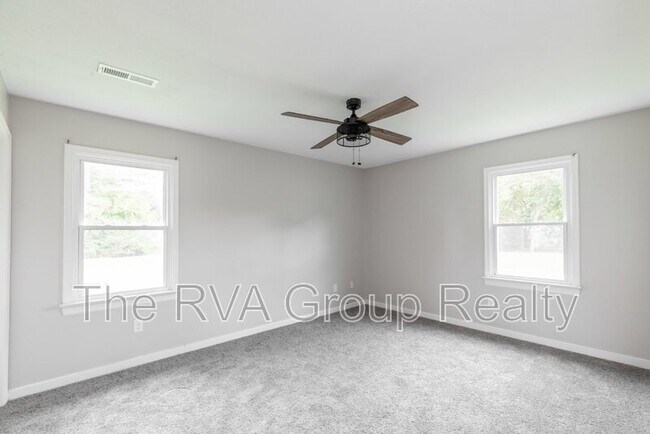 Building Photo - 201 Evergreen Ave