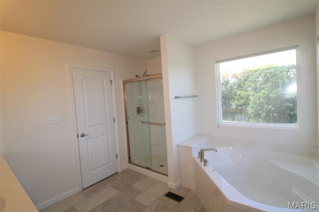 Building Photo - 117 Prairie Wind Dr