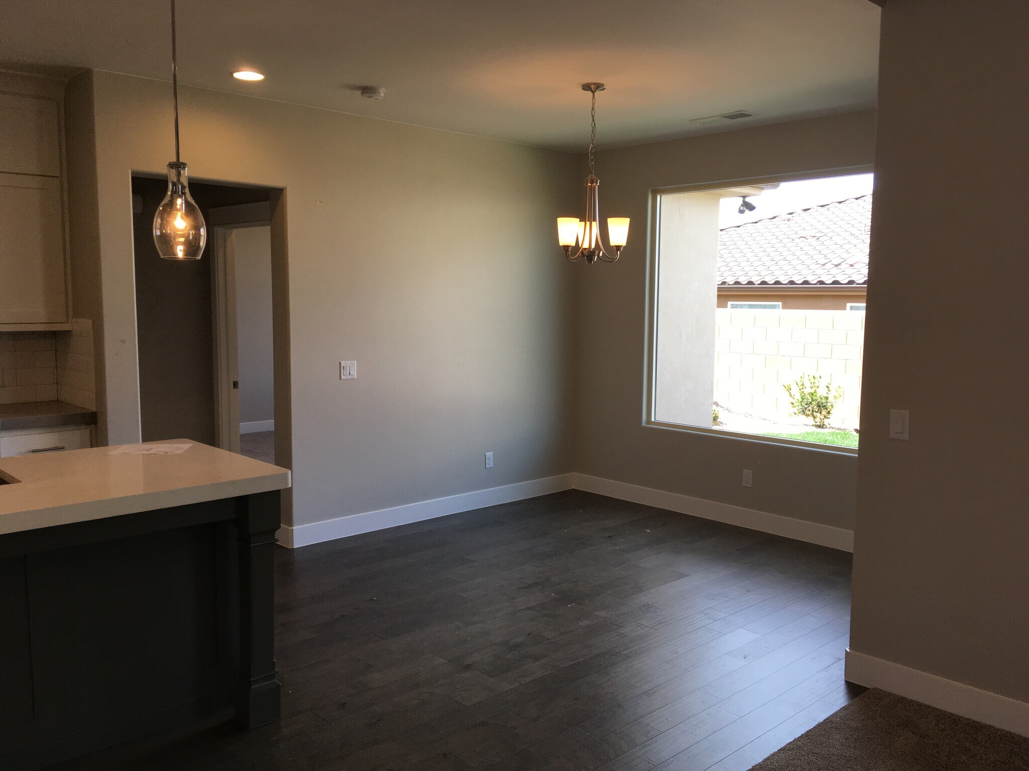 dining area - 3952 S Saddleback Rd