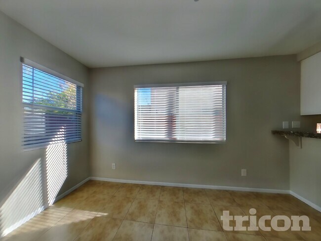 Building Photo - 25172 Omaha Dr