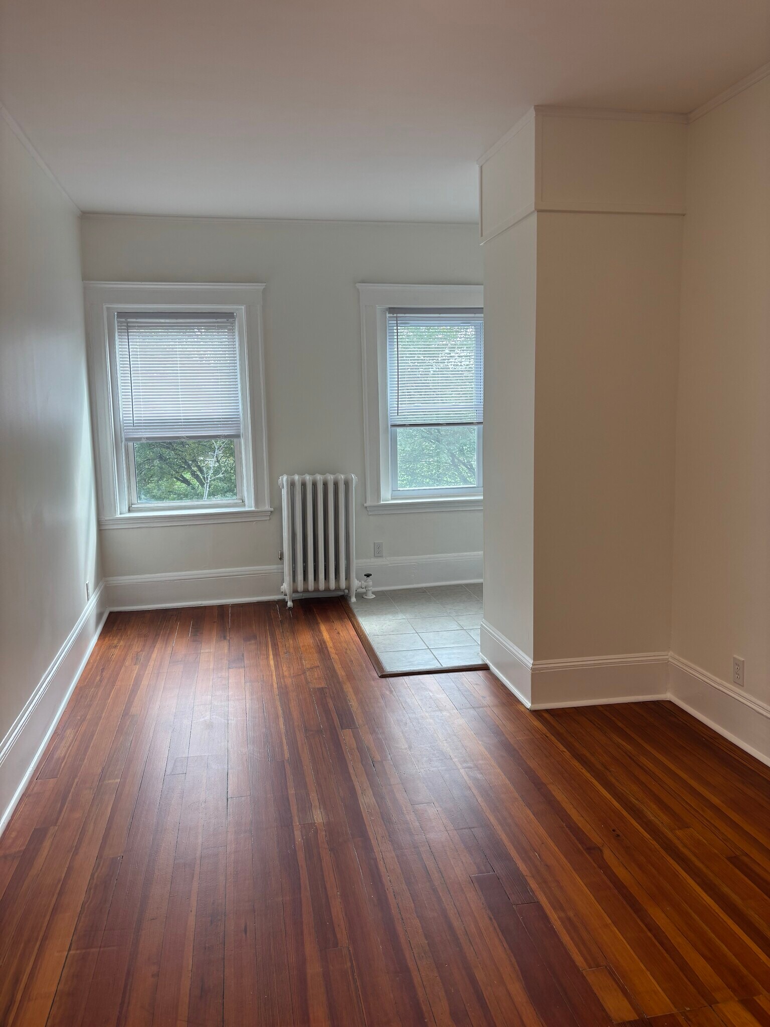 Building Photo - 553 Brookline Ave