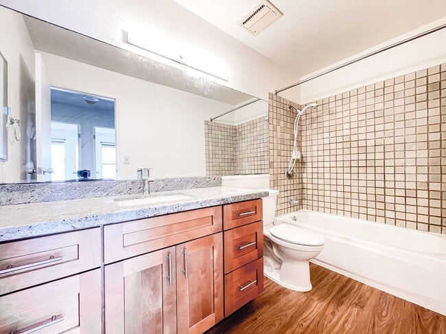 Building Photo - 3/2 with Garage! Wailuna in Aiea!