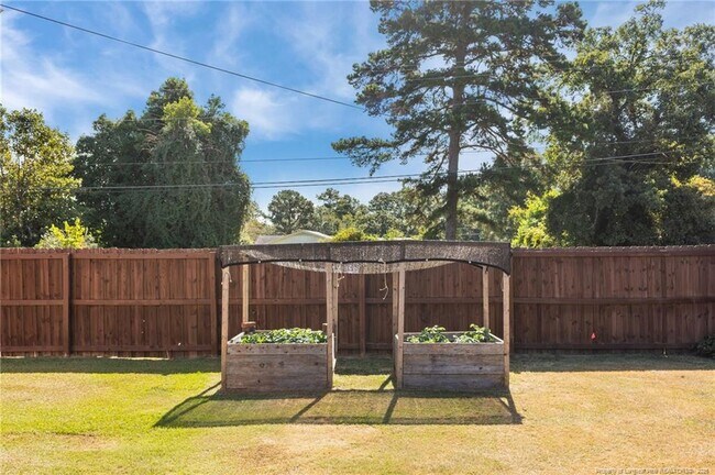 Building Photo - 6171 Timberland Dr