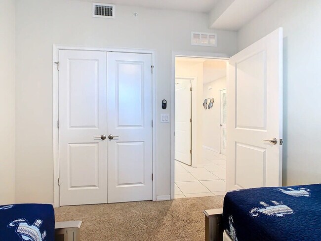 Building Photo - 4784 Clock Tower Dr