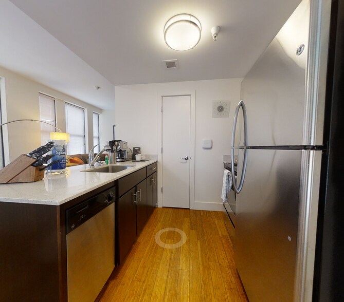 Building Photo - 10 Winter St