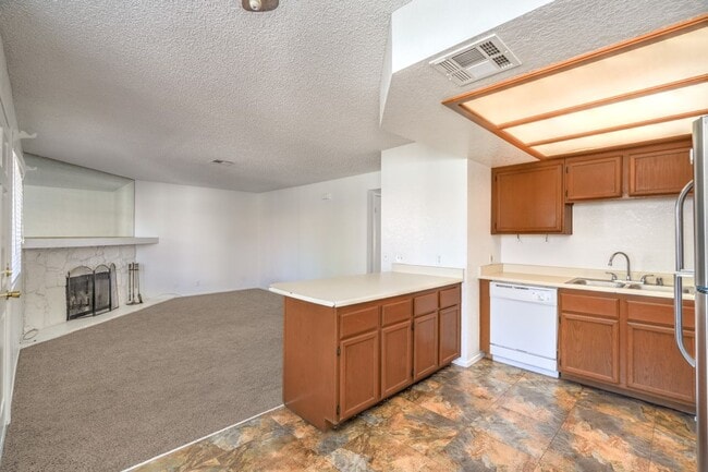 Building Photo - 1333 Pinto Rock Ln