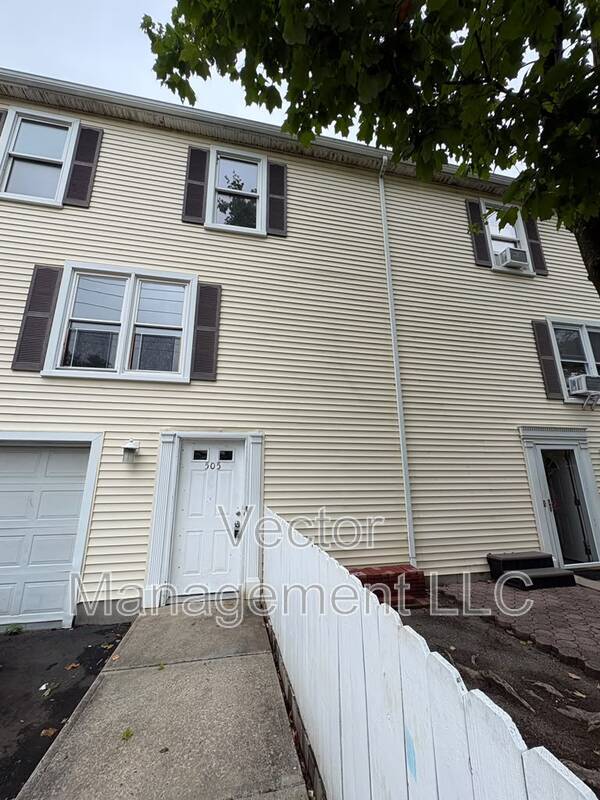 Building Photo - 505 Howard Ave