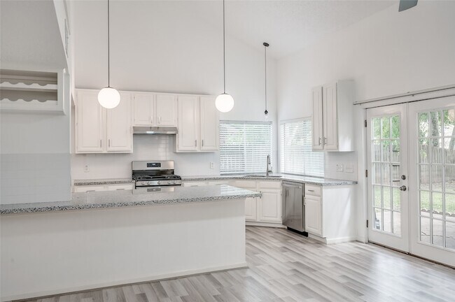 Building Photo - 3419 Spring Arbor Ln