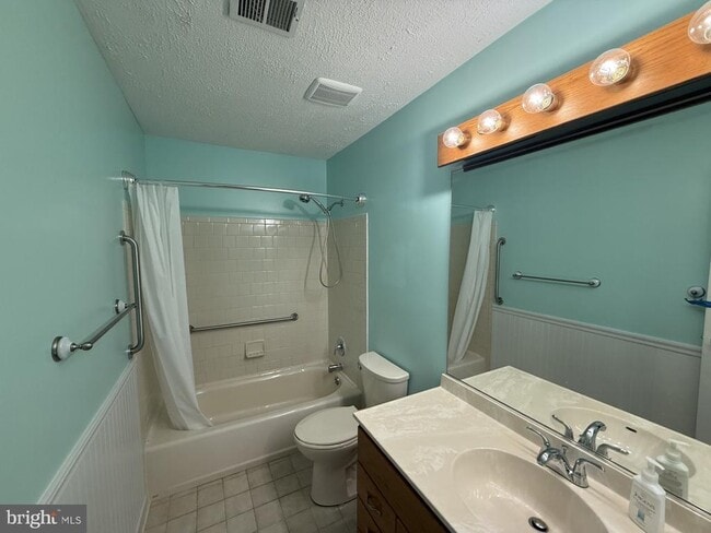 Building Photo - 357 Gatewater Ct