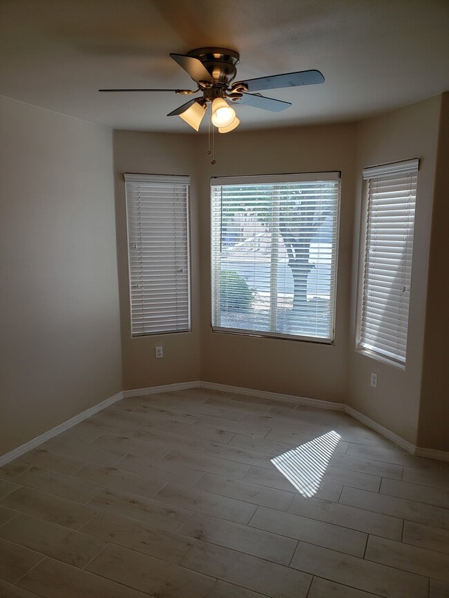 Building Photo - 2541 Prado Del Sol Ave