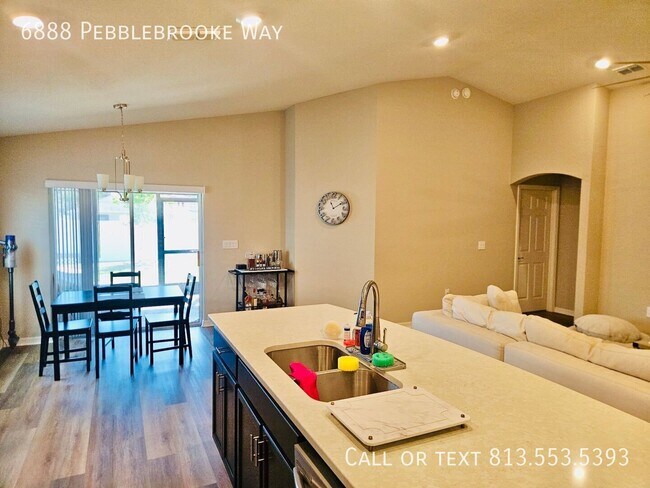 Building Photo - 6888 Pebblebrooke Wy