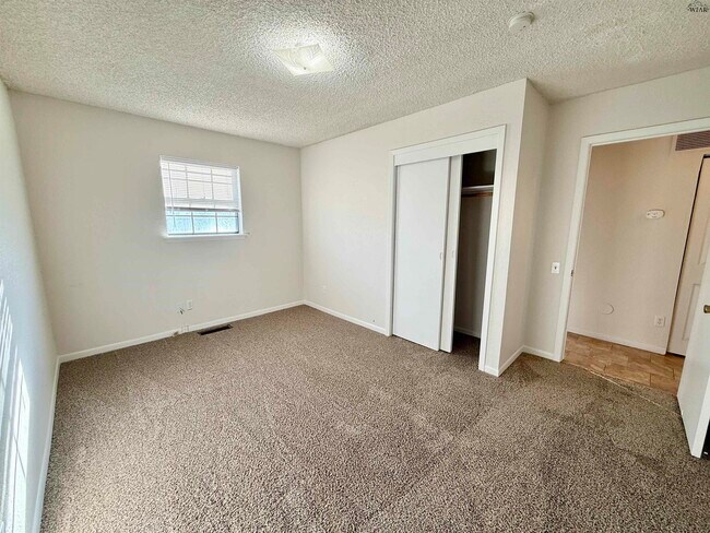 Building Photo - 4131 Moffett Ave