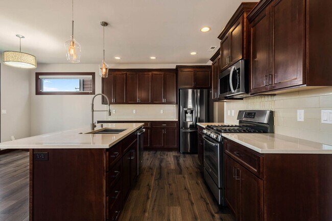 Building Photo - Modern Bothell Home in Kingsbury Community