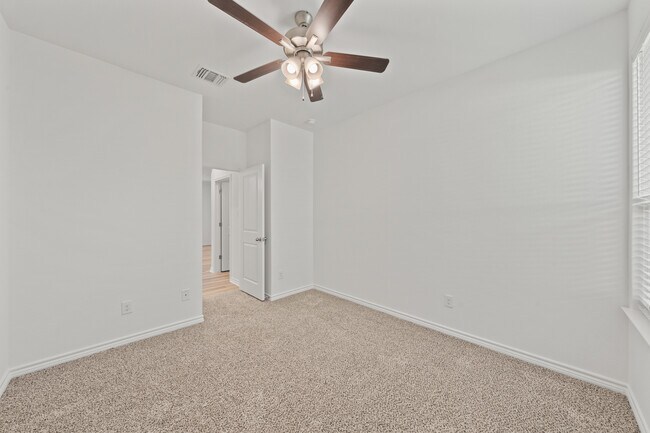 Building Photo - 7228 Caladium Dr