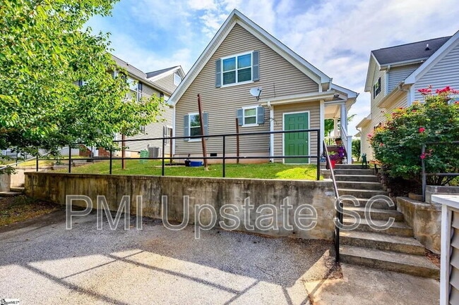 Building Photo - 4 Aisha St