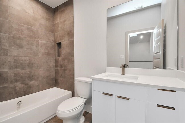 Building Photo - 4025 Boho Ln