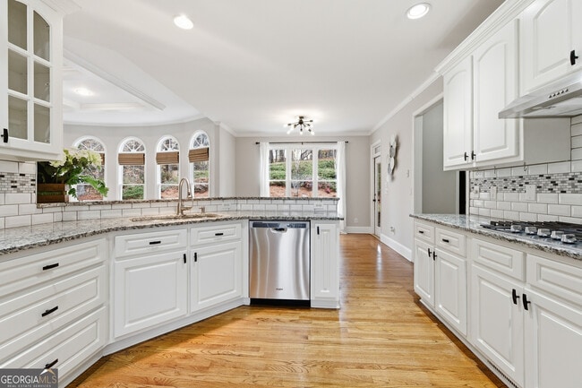 Building Photo - 2570 Wood Creek Ct NE