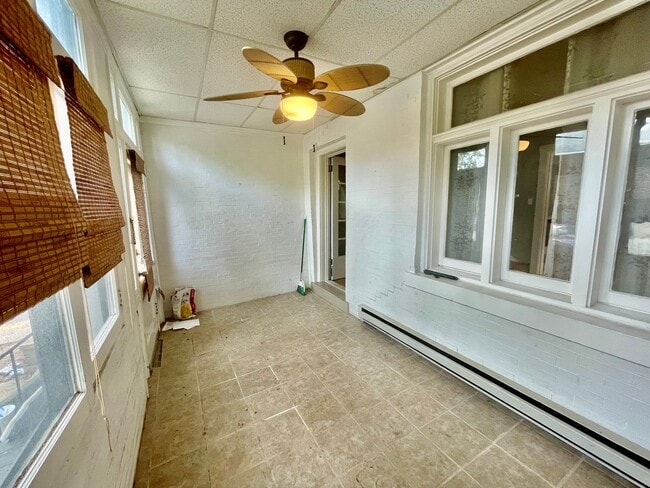 Building Photo - 4 Bed 1-2 Bath- Frick Pittsburgh PA