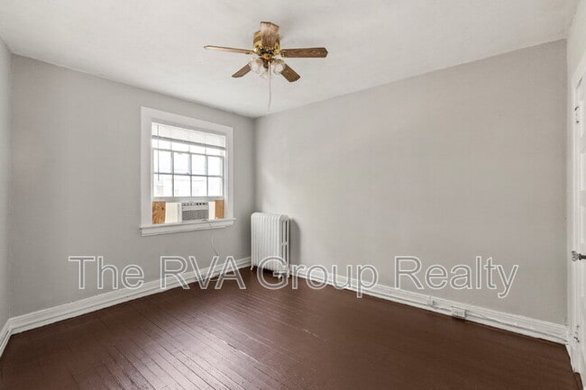 Building Photo - 2611 Grayland Ave