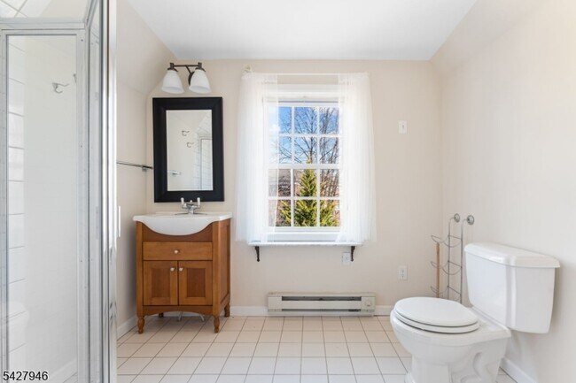 Building Photo - 57 Pomander Walk