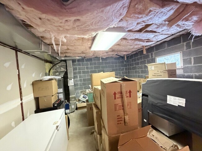 Building Photo - 5115 Irving St