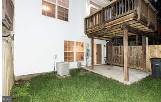 Building Photo - 15766 Nimes Ct