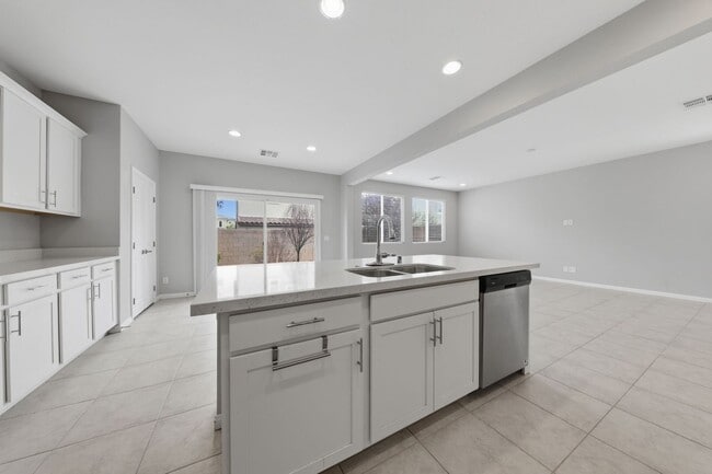 Building Photo - Southwest Gem! 3BR + Loft, Smart Home, Low-Maintenance Paver Patio