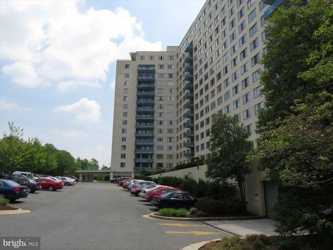 Building Photo - 10500 Rockville Pike