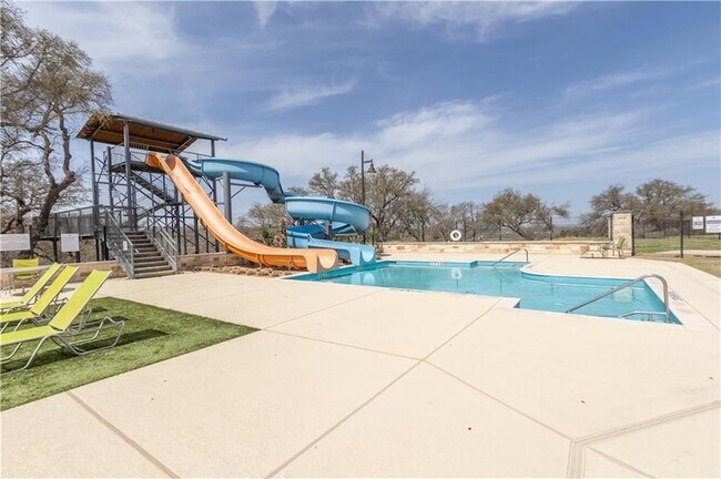 Building Photo - 104 Cascia Cir