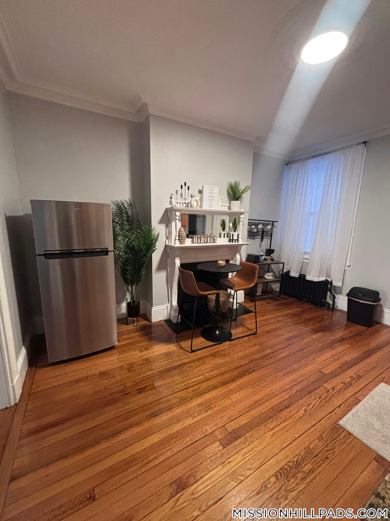 Building Photo - 252 Warren St