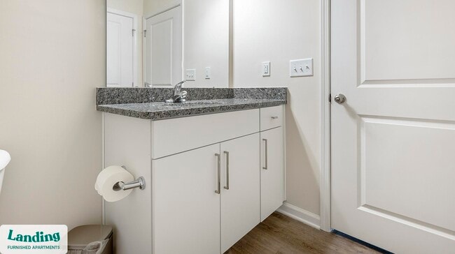 Building Photo - 170 Emery Ave NW