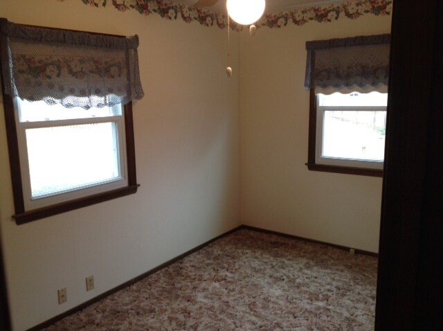 Building Photo - 2509 Rosewood Ave