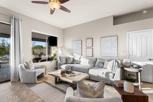 Building Photo - 10318 E Tierra Buena Ln