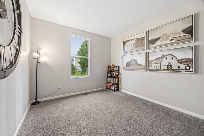 Building Photo - 1507 Tail Leaf Ct