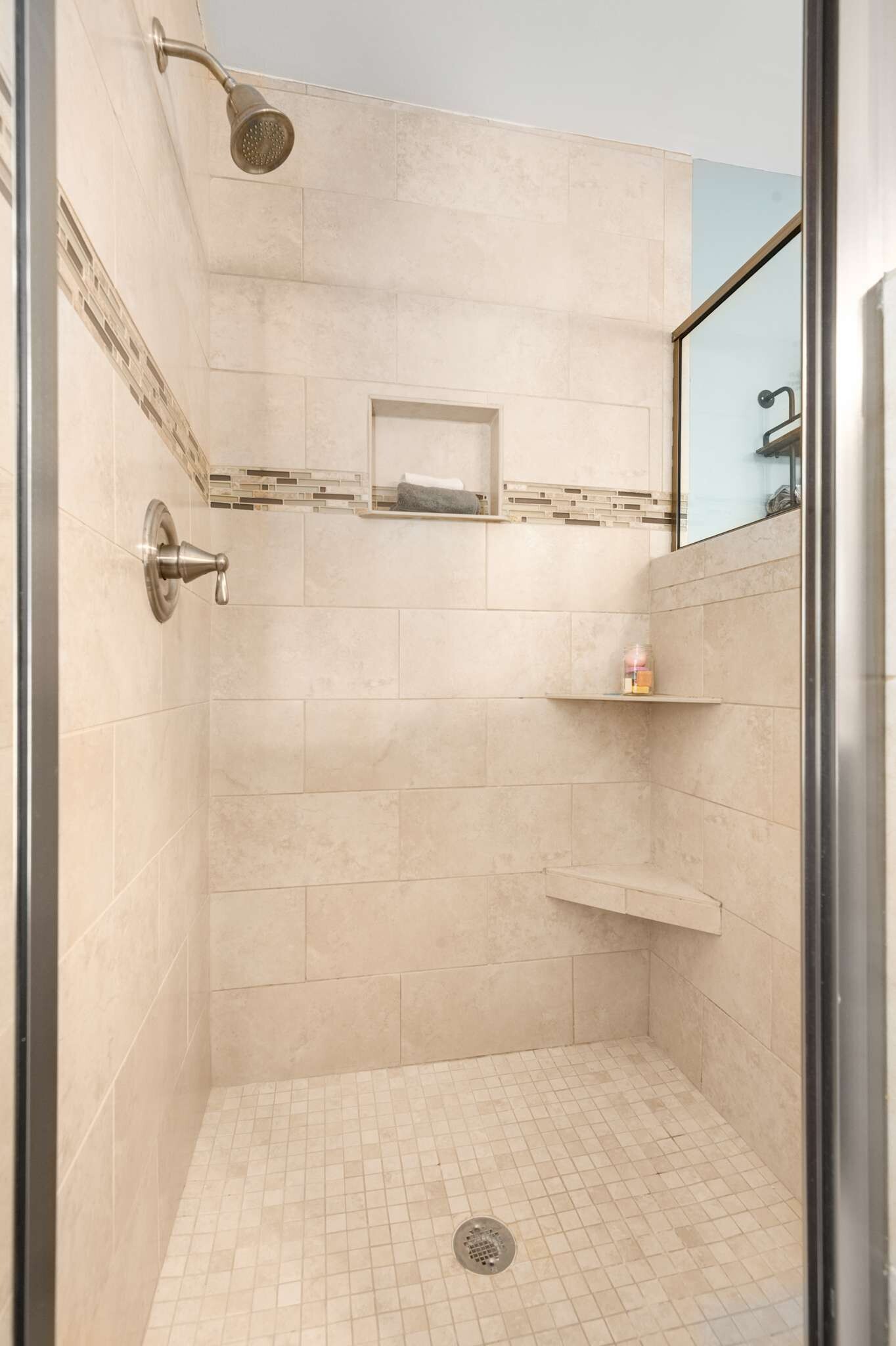 Building Photo - 2046 Settle Cir SE