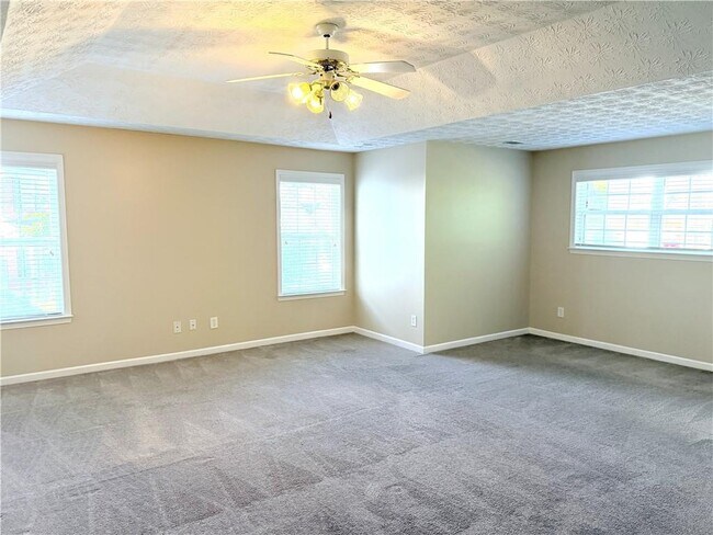 Building Photo - 1210 Skylar Ridge Cir