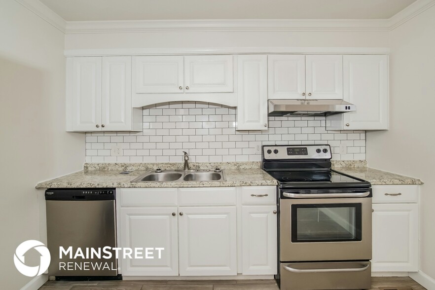 Building Photo - 10817 Highcliff Dr