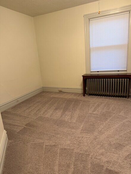 one bedroom - 447 S Atlantic Ave