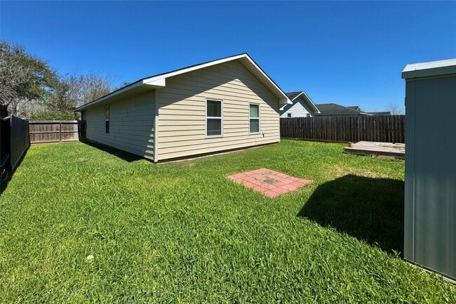 Building Photo - 3455 Angel Ln