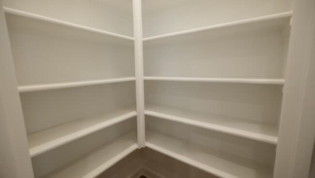 Building Photo - Stunning 3x2 Luxury Duplex in Buda, TX!