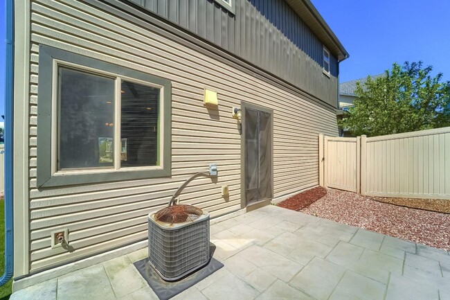 Building Photo - 3 Bedroom single family home in Denver