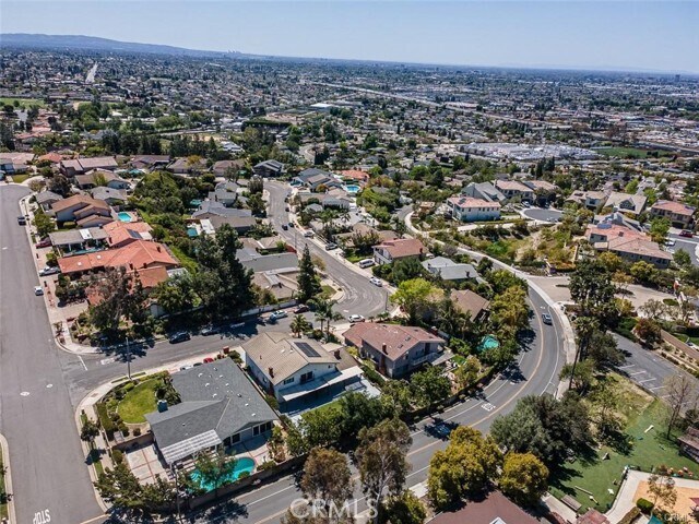 Building Photo - 2845 E Featherhill Dr