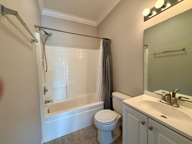 Building Photo - 6295 33rd Manor