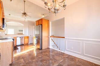 Building Photo - Spacious 4 Bedroom, 3 Bathroom Home in Cov...