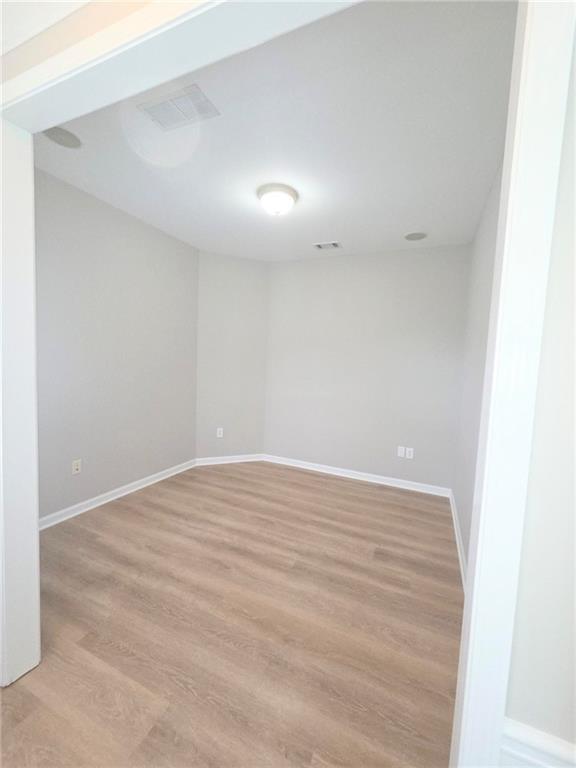 Building Photo - 6105 Longleaf Dr