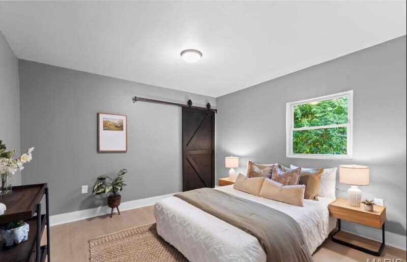 Building Photo - 3221 Suncrest Ave